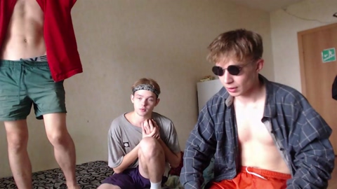 stralght_twinks  19-09-2022